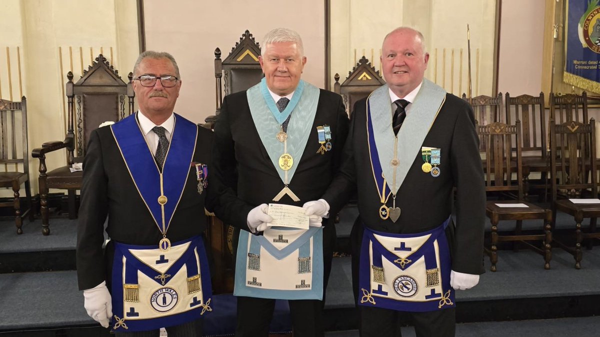 St Trillo Lodge No. 2569 donated £1,000 to St John Ambulance Cymru to buy a defibrillator.

On behalf of the Members, Mark McIntyre presented the donation to David White, Chairman of North Wales St John Council, pictured with WM Paul Roberts.

Well done St Trillo!

#Freemasons