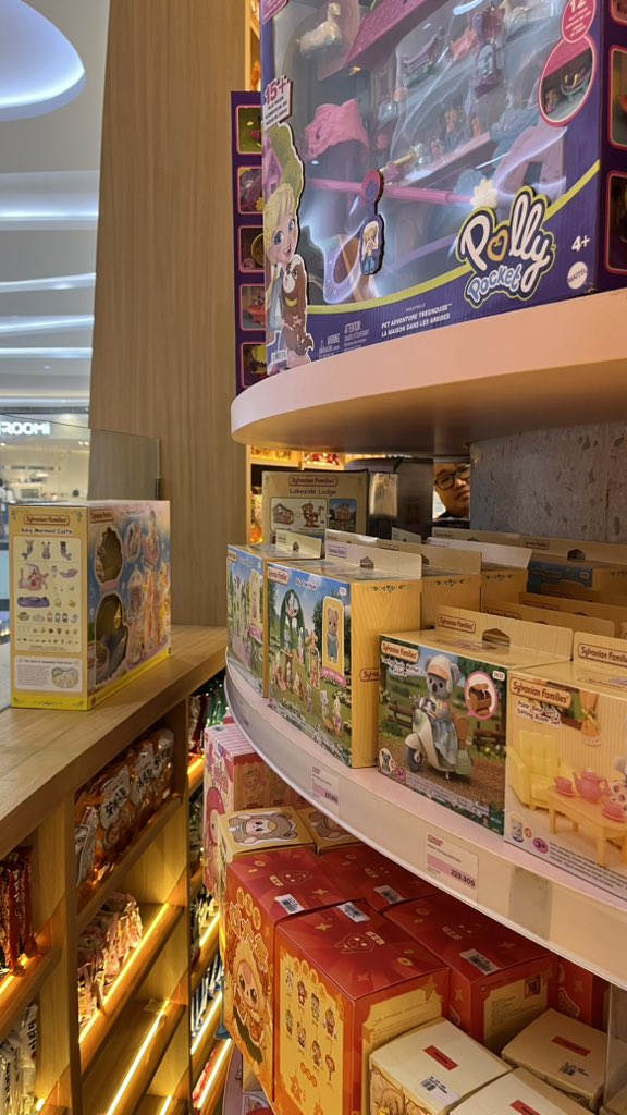 cielucea's tweet image. Baru tau ada sulipan (ada blindboxnya juga) di k3mart, harganya sih standar ya