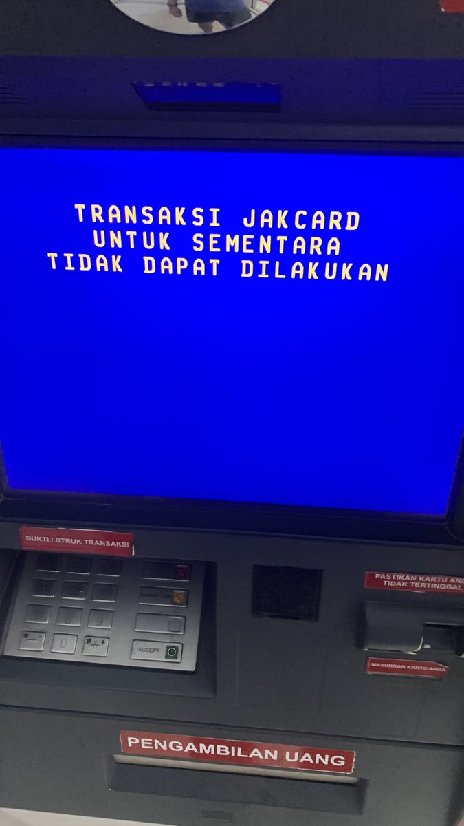 pringanyar's tweet photo. @JakOne_Mobile @roniherva @bank_dki Hi, it’s USELESS. https://t.co/OVqmzK7oPz