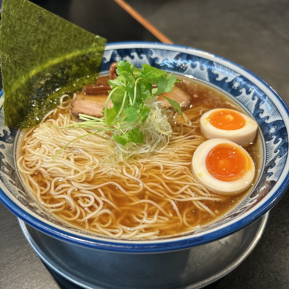 shi2za's tweet photo. 麺坊 炗@岐阜市
柳麺(淡麗醤)大盛
醤油もバカ美味いんだなコレが😋
#麺坊ひかり https://t.co/Ancn5JPtuK