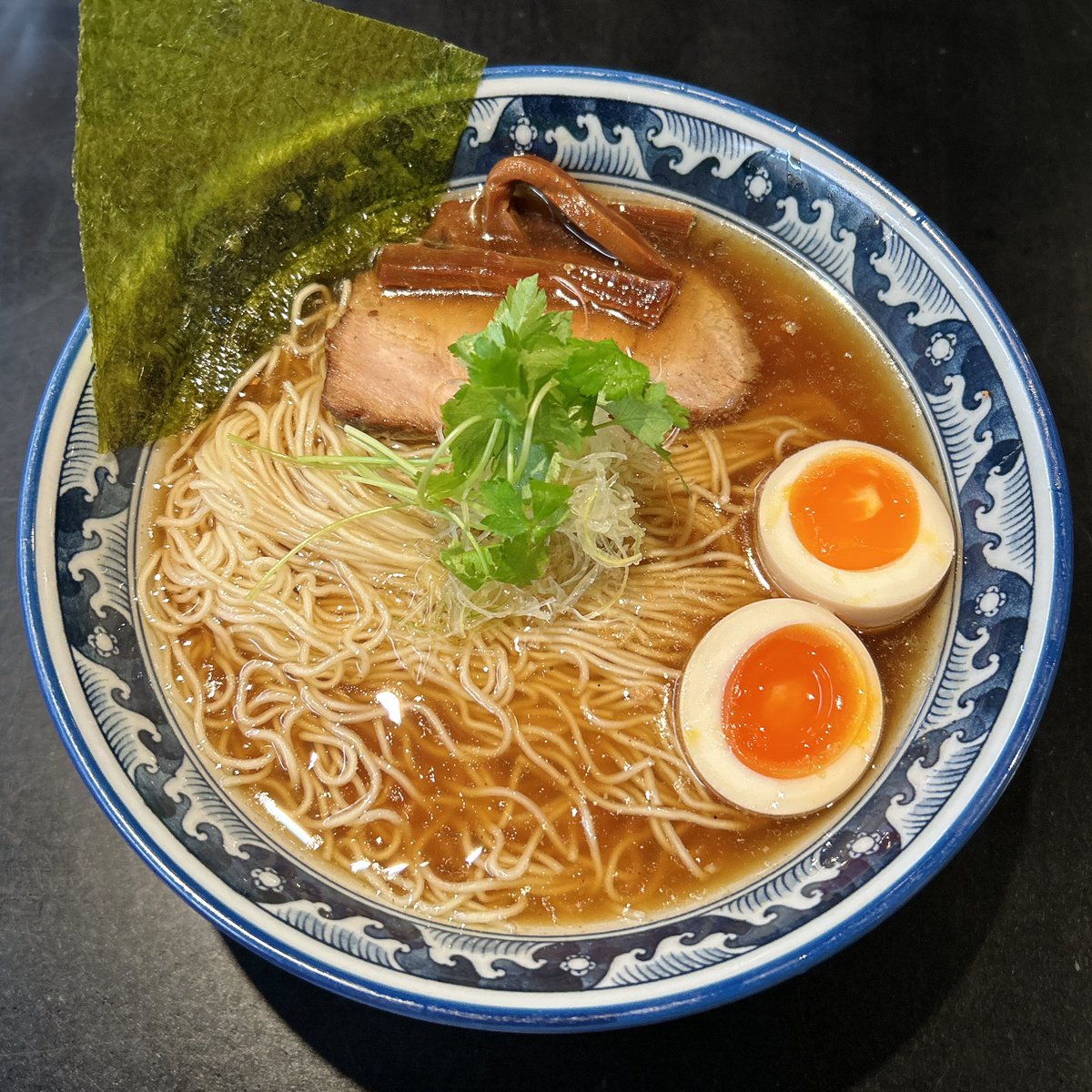 shi2za's tweet photo. 麺坊 炗@岐阜市
柳麺(淡麗醤)大盛
醤油もバカ美味いんだなコレが😋
#麺坊ひかり https://t.co/Ancn5JPtuK