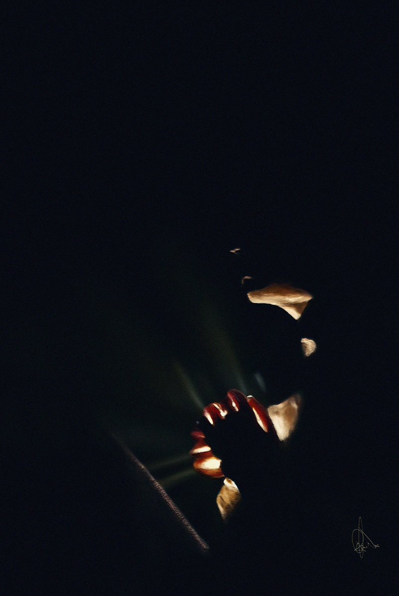 artbyxam's tweet photo. I paint light too. 😭 https://t.co/dpNdDLPBuo