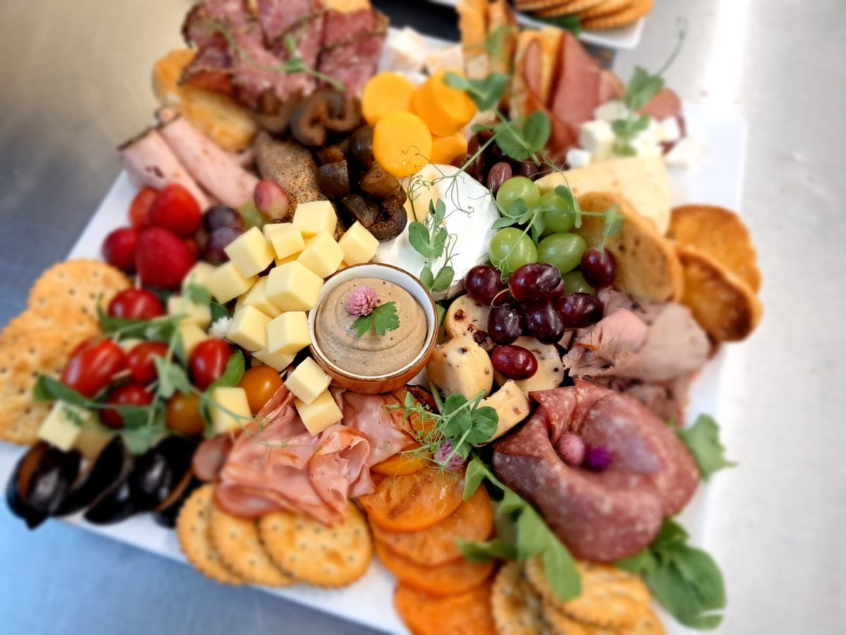 4KobusWiese's tweet photo. Beautiful platters at Wiesenhof Lifestyle Franschhoek for guests attending a Babyshower https://t.co/WvZmbYVo9A