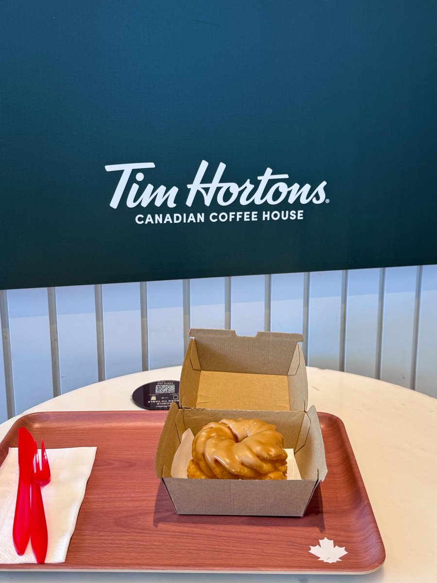 BeeR_PP's tweet photo. แวะมาเก็บเมนูใหม่ #MapleCruller วันแรก ก่อนเข้าบ้าน 🇨🇦🍁 แป้งนุ่มหนึบ เมเปิลหวานหอม

เดี๋ยวมาซ้ำอีก เอาการ์ดมาด้วย

#MARKyourTimhortons #TimHortonsTH #ทิมฮอร์ตันส์ #TimHortons https://t.co/LHS2ATYIpI