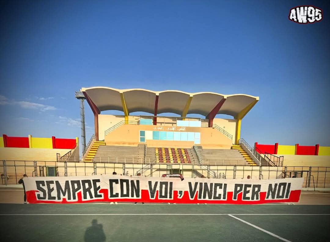 TeamCA_Officiel's tweet photo. 📍 Stade Metlaoui  🇦🇹 ⚽✌️

#ESMCA | #TeamCA 🔴⚪ https://t.co/MZk8WqnFH8