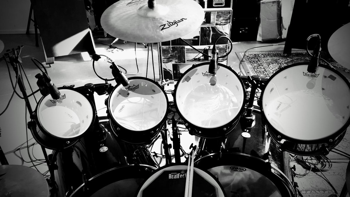 Drums are done💪🏻
Thanks for all the hard work that my friend Marcelo put in this songs. 
Soon to be released by <a href="/warproductions/">War Productions</a>