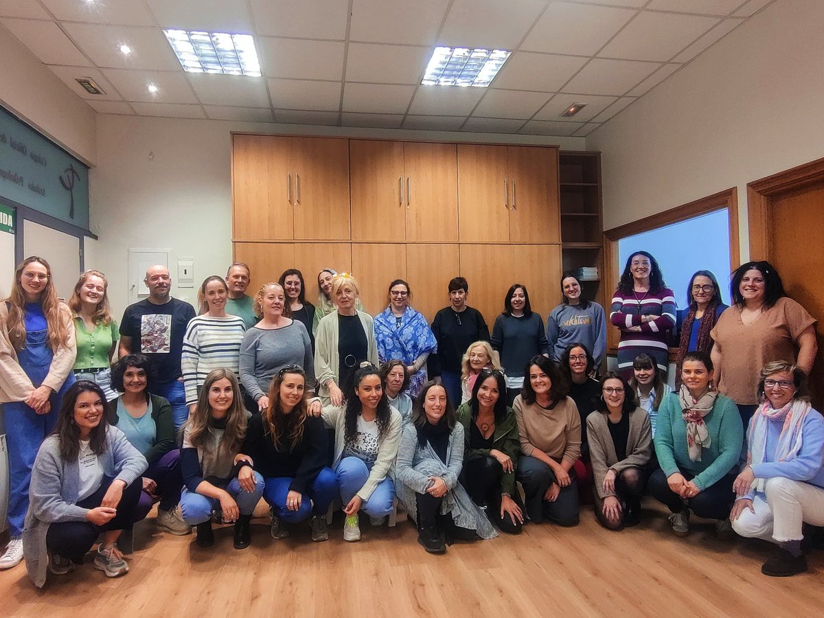 Colegio Oficial de la Psicología de Álava tweet media