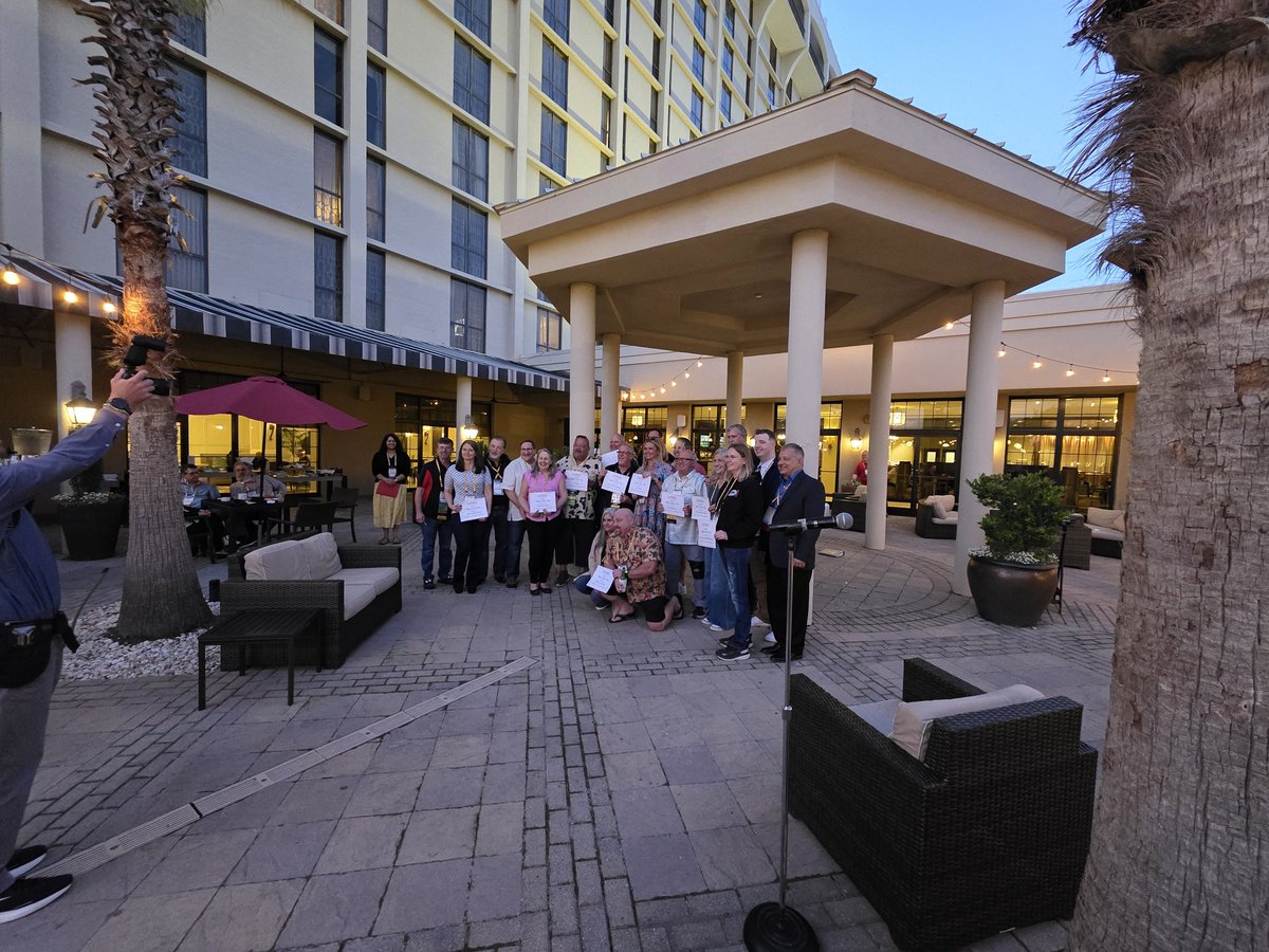 RetailFinancing's tweet photo. Enjoying the warm hospitality of Charleston while attending the Moran Family Of Brands conference. Congratulations to this years million dollar franchisees Zip Loan @moranfamilyofbrands https://t.co/OENuHznm7f