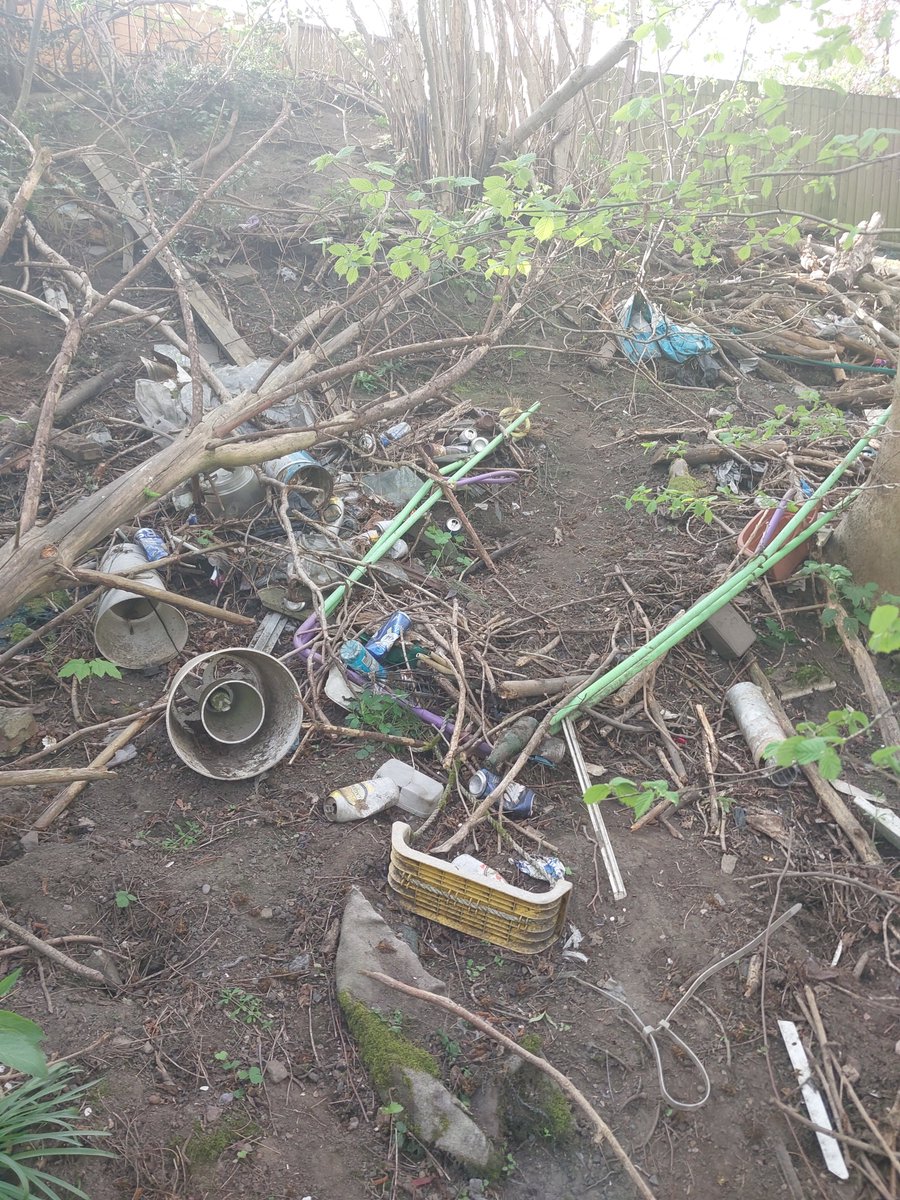 HalesowenWMP's tweet photo. Halesowen NHT attended  Greenland between  Hillside Avenue and Banners Street, with Cradley Bloomers-Tidy Cradley Group this morning. To assist with the shocking  fly tipping in that area.
#workingwiththecommunity https://t.co/W6CD61LVPu