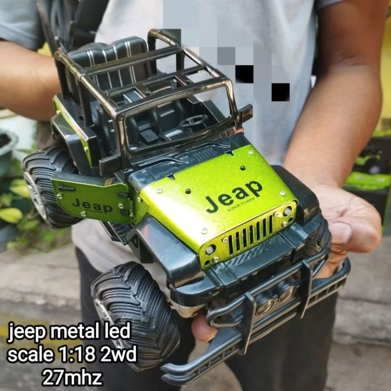 Syanteek283's tweet photo. Cek Bintang RC mainan anak mobil remote RC die cast jeep rubicon die cast nyala lampu led buka pintu dan kap mesin depan cocok buat koleksi mainan keluarga bisa bayar di tempat dengan harga Rp144.900. Dapatkan di Shopee sekarang! https://t.co/LXKhqDOgQs https://t.co/aOiwn8bn5C