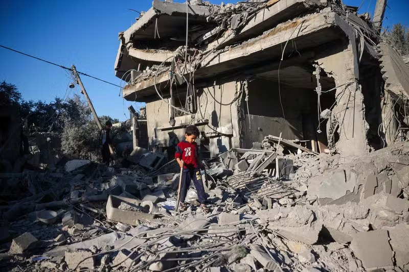 kashifmasood_'s tweet photo. Gaza has been calling for 553 days now. Are we deaf or do we just don't care?
#Call_to_action
#RiseforGazaNow https://t.co/cbnxEpAk8H