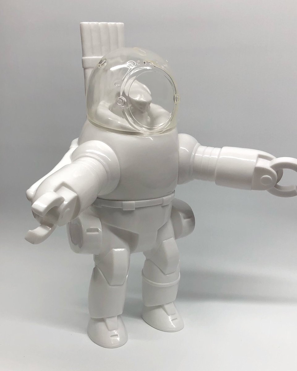 ソフビカツドウ tweet media