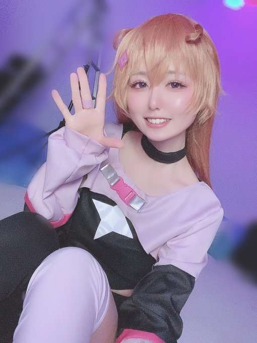 Twitterのコスプレ画像17