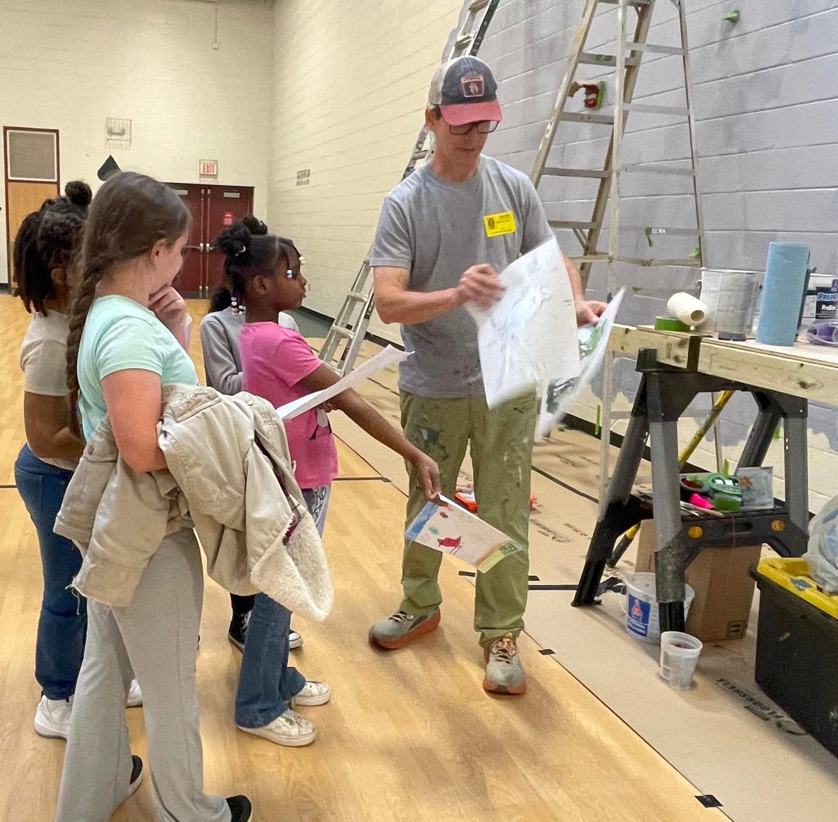 dabelt3's tweet image. Richmond artist Matt Lively transformed our gym with a stunning Cardinal mural this past week! Our student reporters had the amazing opportunity to ask Matt all about his artistic process and inspiration. We are absolutely in love with the new mural that brightens up our gym!