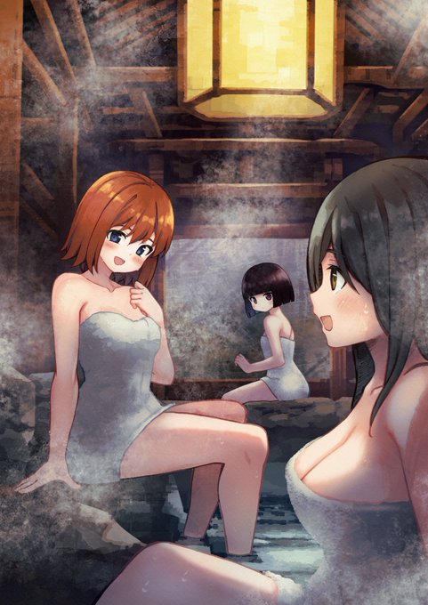 名建築の大浴堂に浸かる。薄暗い堂の中、やわらかな明かりがうれしい。
#あけみほ旅日記 