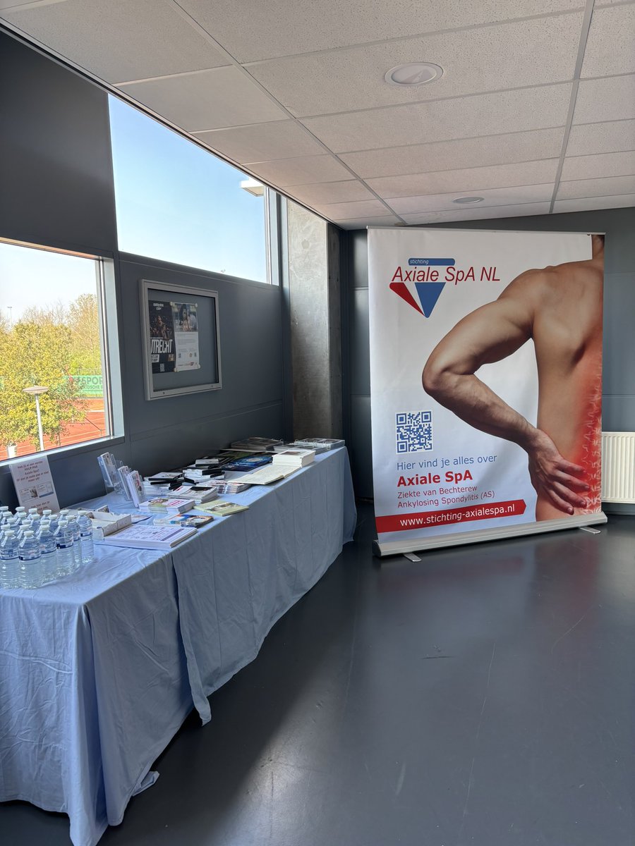 AxialeSpa's tweet photo. Voor de 20ste keer ons Bechterew volleybal toernooi ! Wat blijft het bijzonder om voor al deze mensen het toernooi te organiseren. Ditmaal op nieuwe locatie in sporthal de Paperclip in Utrecht #axialespa #volleybal https://t.co/s5X7tcWtcO