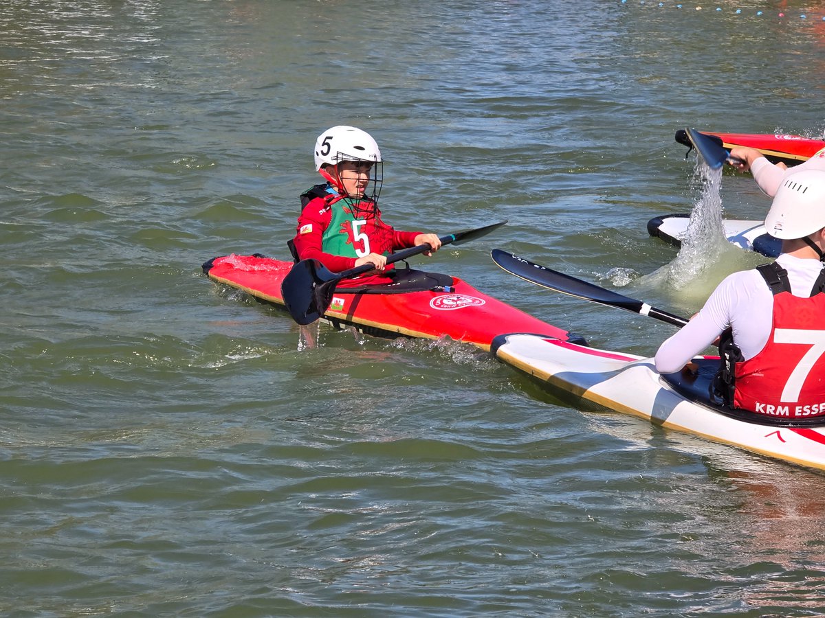 jhfozzy's tweet photo. Andrew Foster playing his first ever game for Wales in Canoe polo at only 11 years old. 😮

@Acfozzy @birchgrovecomp   @CanoeWales @Britishcanoeing https://t.co/hyR5i5dYMp