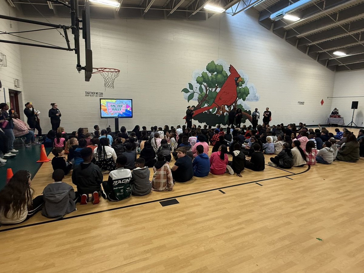 FairOaksHCPS's tweet image. Our SOL Pep Rally was 🔥🔥🔥! Our Cardinals are ready to do their best next week! A big shout out to the Henrico High School Cheerleaders and Baseball team for performing and speaking to our students. #weready #theynotlikeus #GrowingGreatness
