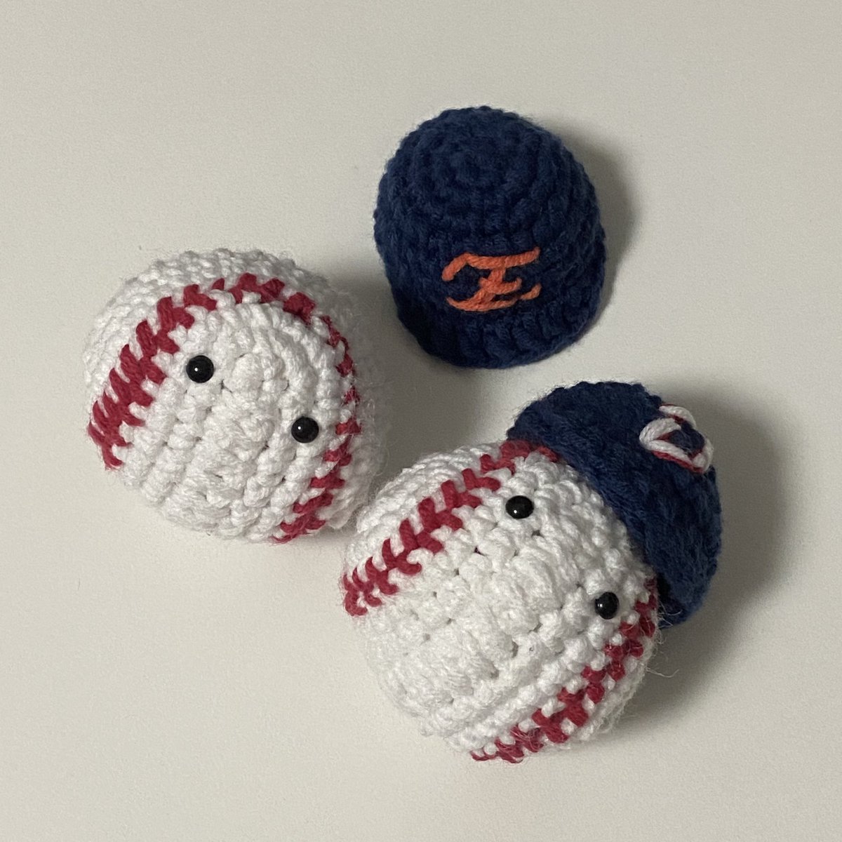 (*´꒳`*) ➰⚾️ . .
