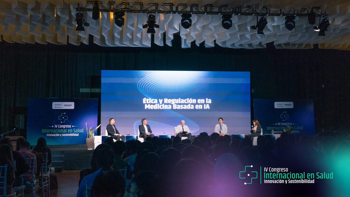 UnifranzBolivia's tweet photo. 🏥🌐Algunas imágenes del #CongresoInternacionalDeSaludUnifranz2025, con presencia de expertos nacionales e internacionales.
Conoce los detalles en: https://t.co/SQnPNPgZDj

#Unifranz #InnovaciónEnEducación #InnovaciónEnSalud https://t.co/rczSyxFdGO