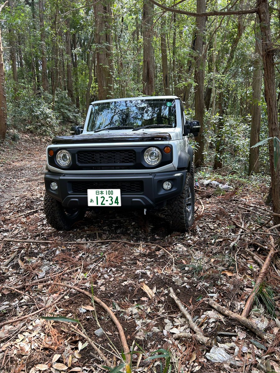 今日は滝サンダーさんとオオクワ採集😄
一緒に新規開拓して来ました😊
