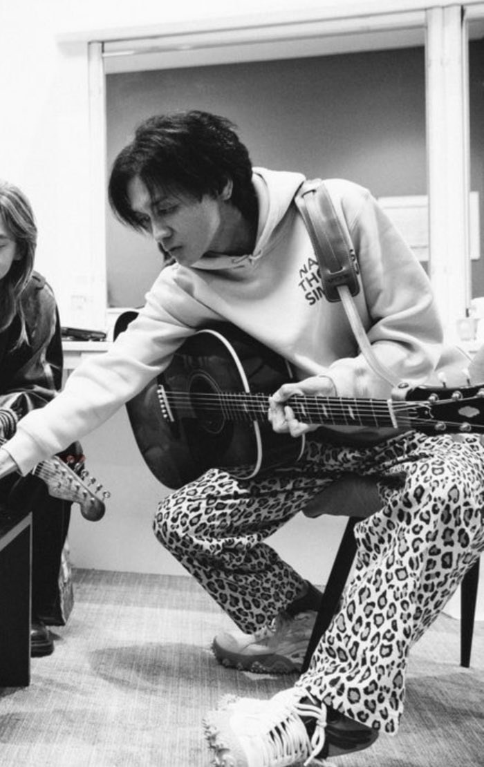 かっこいいギタリストを貼ろうぜ #成田昭次
