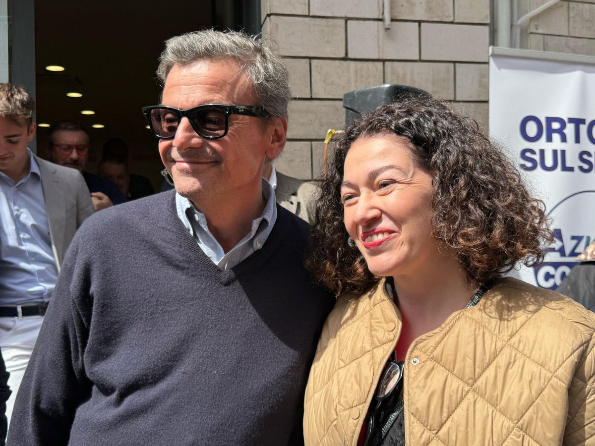 Mattinata di appuntamenti abruzzesi. Dopo Roseto degli Abruzzi ieri sera per Harambee, questa mattina siamo stati insieme a <a href="/GSottanelli/">Giulio Sottanelli</a> ed Enio Pavone ad Atri, dove abbiamo parlato di nucleare, e a Ortona per l’inaugurazione del comitato a sostegno del candidato sindaco, Ilario