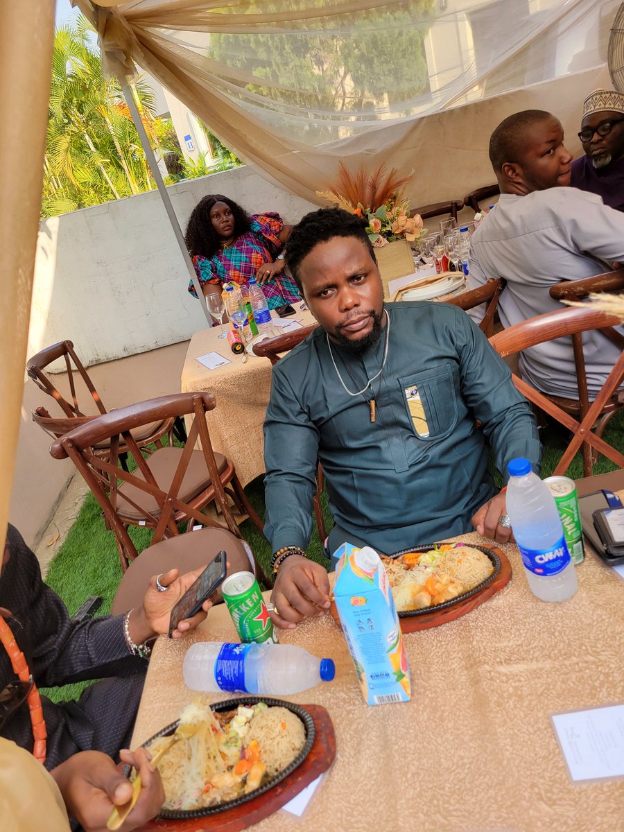 kingobas_'s tweet photo. Praise 👏 is all I have.

Manchester United Arrest MO Salah Mike Afolarin Eniola Badmus Onana CBEX JIGGY FOREVER #RadioVoice Ponzi Afrnifere #UNILORIN30HoursMathMarathon Brentford #ALagosLoveStory #azlZen #pizzajunglebig3 Buhari Fitch 100M Get Real Matic Vincent Enyeama https://t.co/K5wESAXCmJ