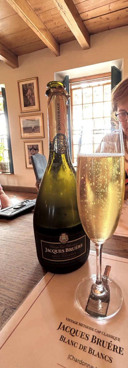 nichola_anne's tweet image. #BonCourage 
MCC Bubbly and Nougat tasting 
#RobertsonWineValley