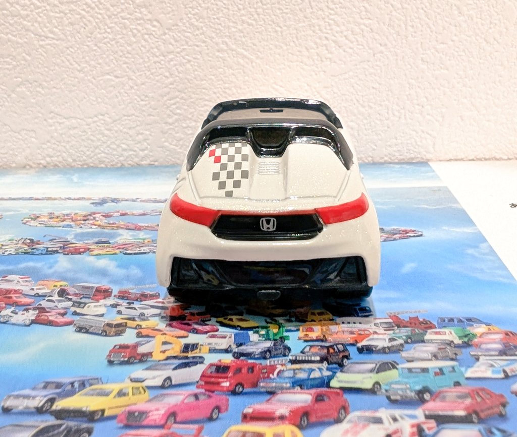 zamuseum's tweet photo. トミカ　トイザらスオリジナル
ホンダ　S660
カスタマイズデザイン仕様

#トミカ 
#今日のトミカ 
#tomica
#Honda
#minicar
#TAKARATOMY https://t.co/cFuM1vHNqq