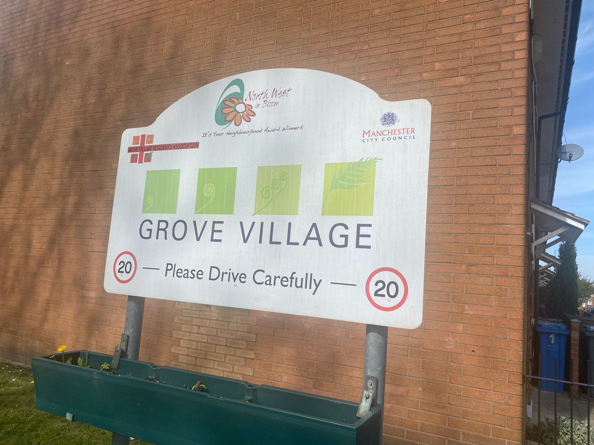 LabourArdwick's tweet photo. Great day leafletting in Grove Village with Ardwick Labour &amp; local youth! Productive doorstep chats, sunny weather, and a buzzing community out enjoying the day. 🌞✊ @LabourArdwick @McrLabour @AfzalKhanMCR @bevcraig https://t.co/KxyTEOCDgz