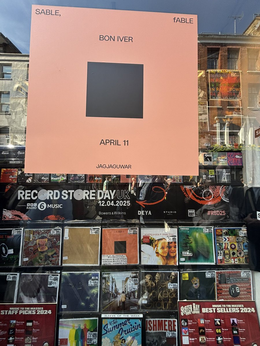 RubyWeekends's tweet image. 🫢#RecordStoreDay2025
