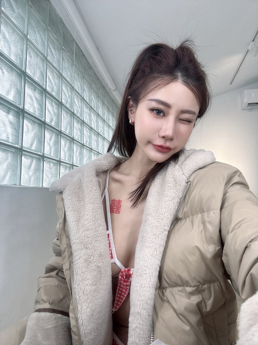 生活不一定酷
但一定要有態度😉

𝕁𝕍𝕀𝔻 🔍 𝕗𝕒𝕟𝕝𝕒𝕣𝕒𝟙𝟚𝟚𝟛  
👇👇官方line在這👇👇
https://t.co/JHpyc26FOu
要有禮貌跟我互動喔😊 https://t.co/hn8fn822qK