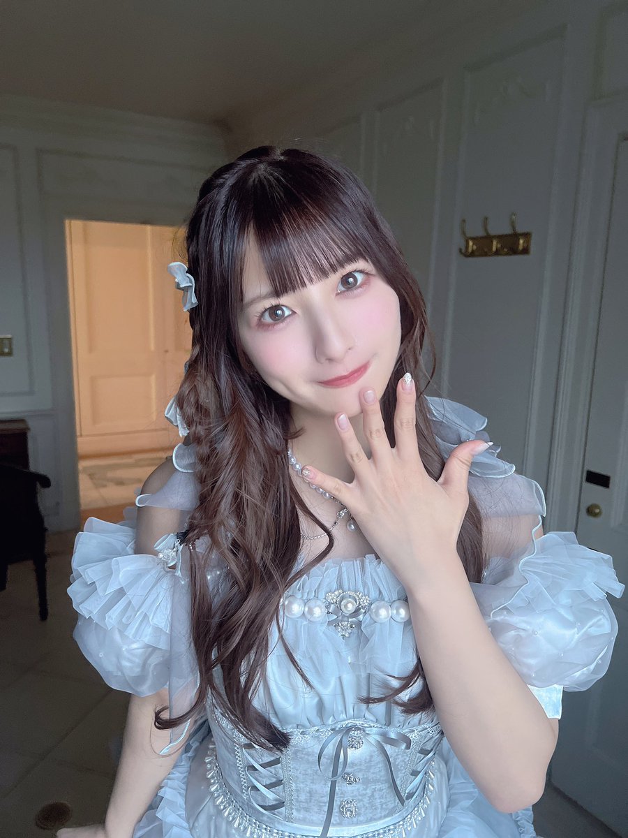 kawaguchi_natsu's tweet photo. 今回は編みたらしにしました🩶 https://t.co/92Lnv1swWg