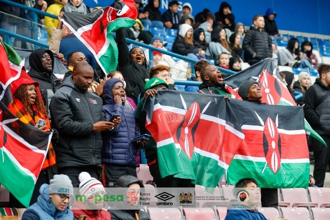 CarolRadull's tweet photo. HT. South Africa 12-0 Kenya
One half left. Let's go, Lionesses
#MPESAPowersRugby7s
#SafaricomRugby
#MPESABehindEveryMomen https://t.co/7p5f9U1Ais