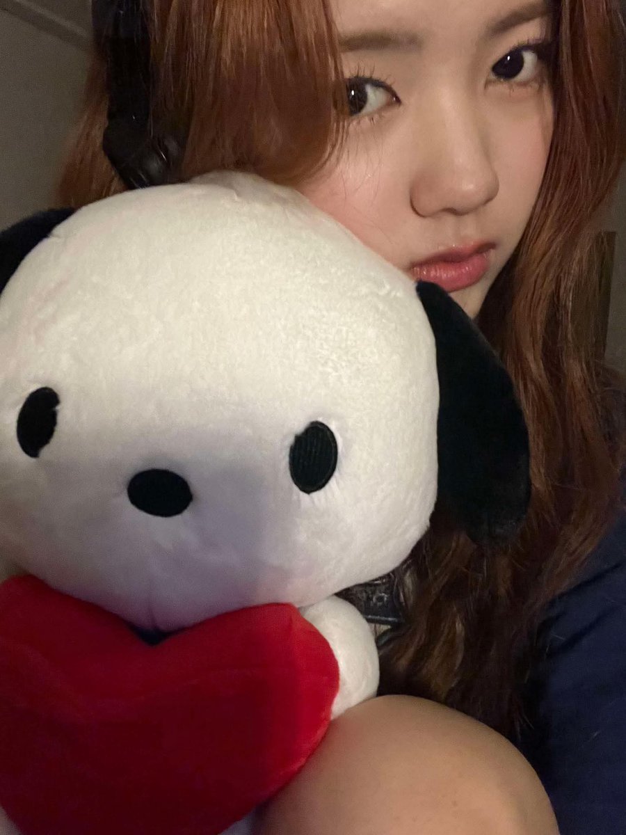 UNIS_offcl's tweet photo. Comfy🩶

#UNIS #유니스
#ELISIA #엘리시아 https://t.co/fAbMzjjzU5
