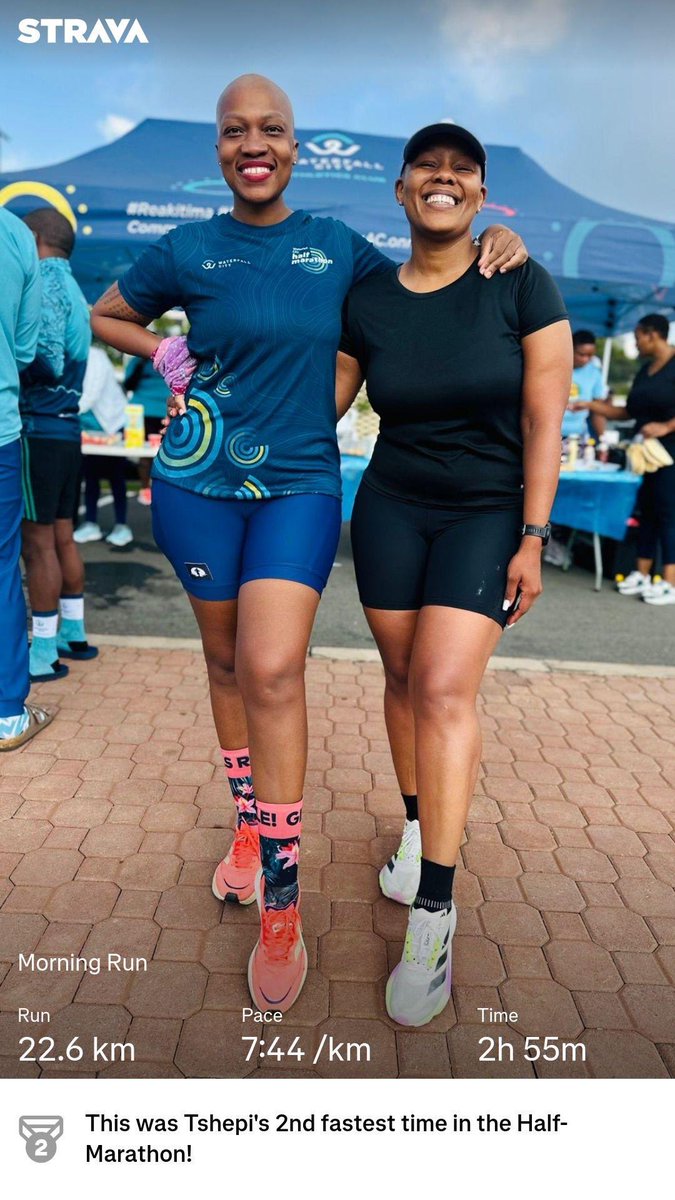 TshepiTheFixer's tweet photo. I’m really just a runner 🏃🏽‍♀️ that lifts 🏋🏽‍♀️hey 🤭 #RunningwithModiegi #Run #HalfMarathon https://t.co/UkLiExmy1W