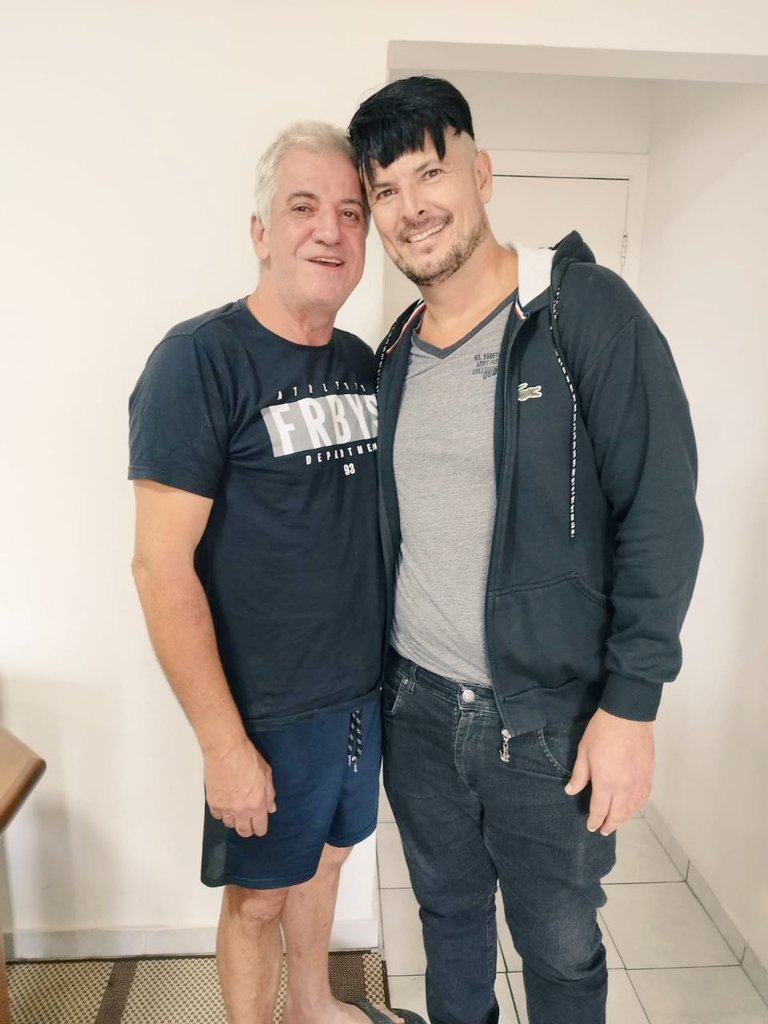 BundaSv48092's tweet photo. Rola grossa. 
@AdoradorPaus @SoParaDivulgar @_divulg4_eu @_divulga_boys_ @divulgandonudes @amateurboysbr @manjadorb @Melhores_Rolas @PRIMEGAYVIDEOS @DivulgaBoys181 #leitenocu #bareback #gozadanocu #culeitado #semcapa #cuminass #porranocu #galanocu #leitedentro #bare https://t.co/8UspwKKFW4