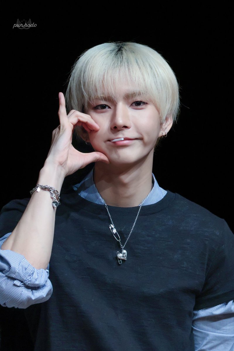 odeluv_'s tweet photo. 250412

(*˙˘˙*)❥❥

#XdinaryHeroes #엑스디너리히어로즈 
#오드 #Ode #오승민 https://t.co/Fm1cPZxx0F