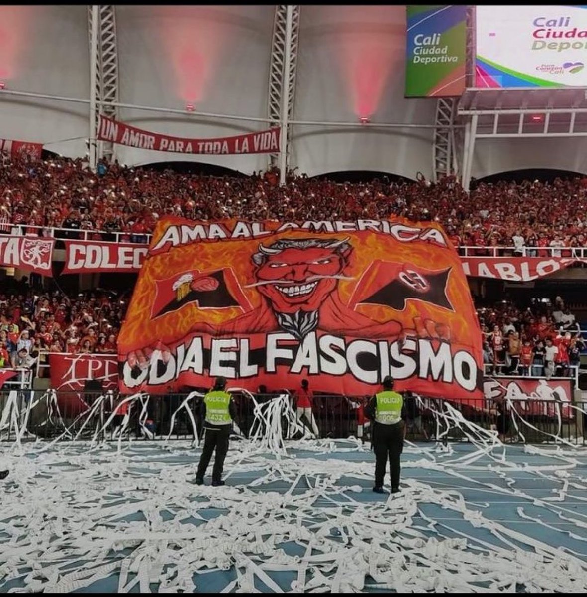 ultras_antifaa's tweet photo. PHOTO | America de Cali - Colombia https://t.co/QQOlA3rh6v