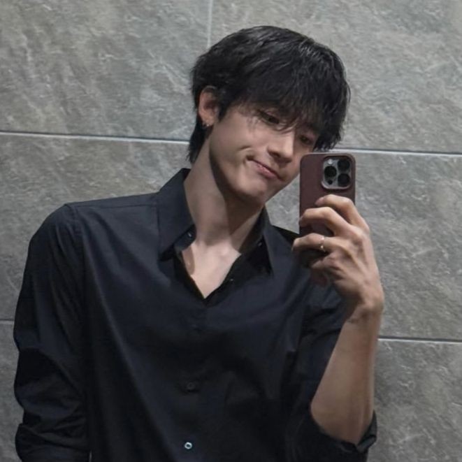 err_empty's tweet photo. โนแคป #PROMNIGHT_VCS https://t.co/dLkJICli3n