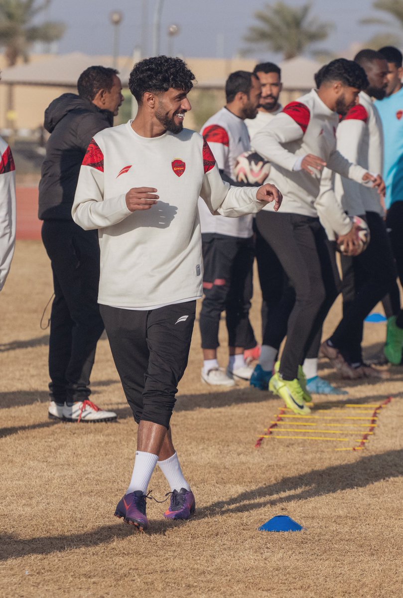 محمد الشمري tweet media