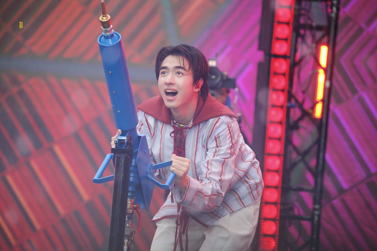 click_scene's tweet photo. ตัวเท่าปืนฉีดน้ำเยย

#ThairhythmxPROXIE
#ThaiRhythm2025
#PROXIEth #PROXIEVictor https://t.co/xnKLHMpSsJ
