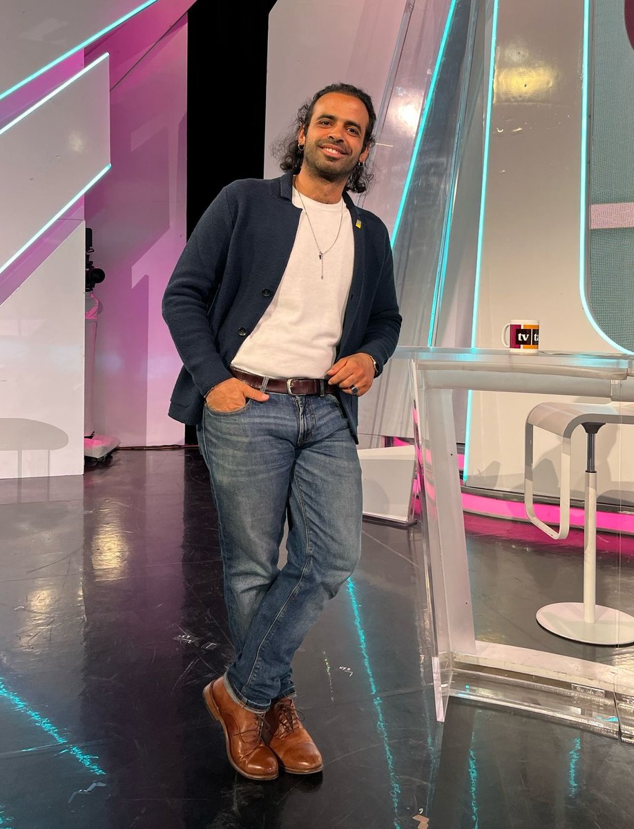 Mettetevi comodi
Sta arrivando TVTALK
Ore 15 :00 Rai3 🧡📺
#tvtalk <a href="/TvTalk_Rai/">Tv Talk</a>