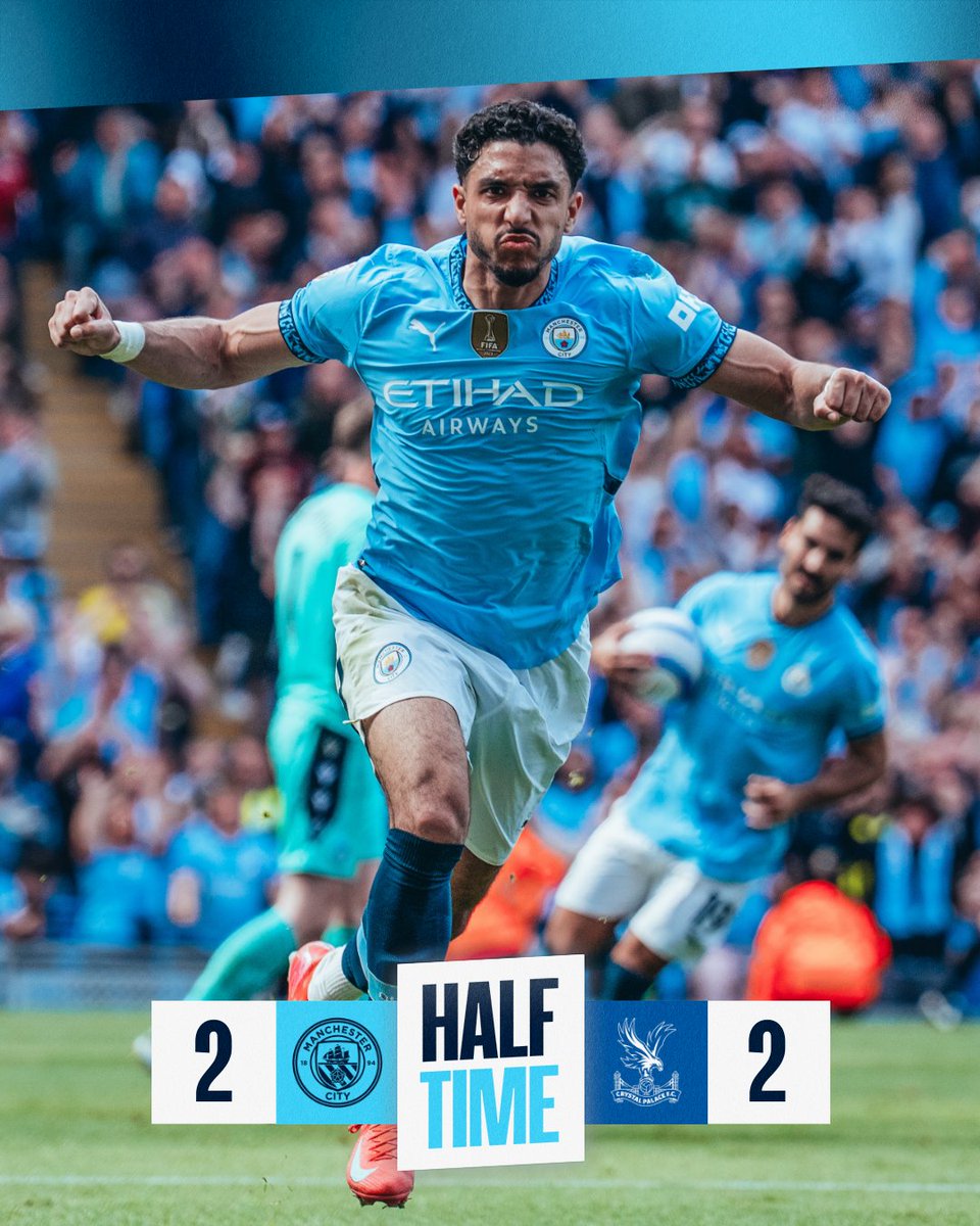 ManCity's tweet photo. HALF-TIME | What a crazy half of football! 🤯

🩵 2-2 🦅 #ManCity https://t.co/QrZziAPBjj