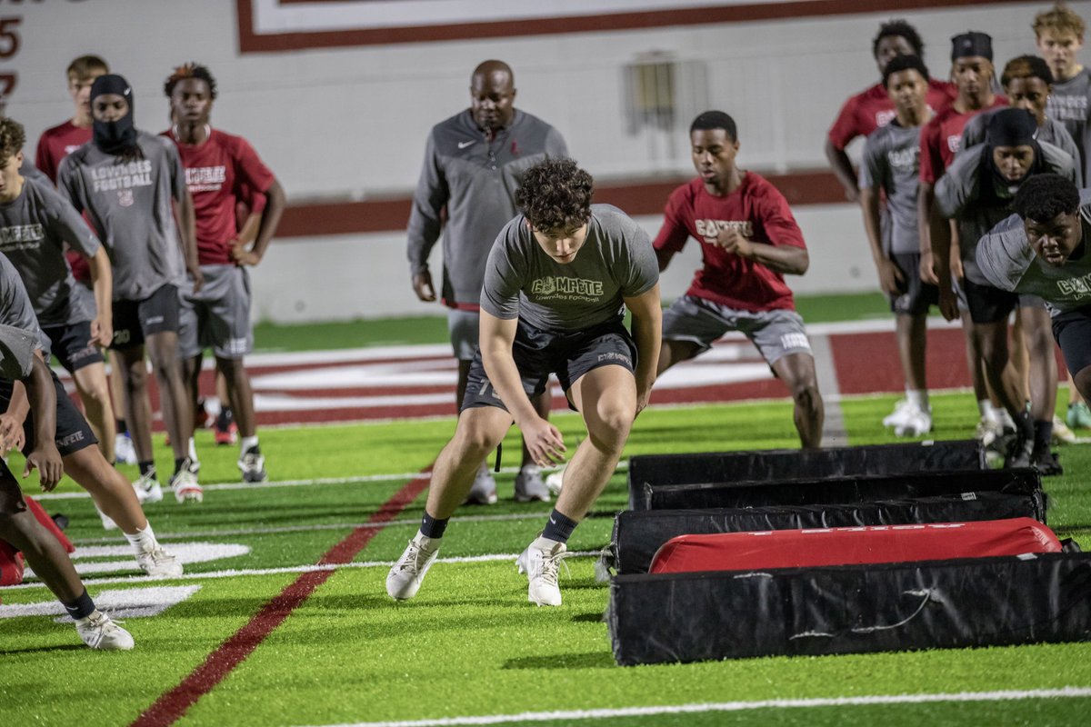 Graydon Iturralde (@g_iturralde_lhs) on Twitter photo Small steps for a big goal. EARN it. <a href="/Coach_FredM/">Coach Fred</a> <a href="/lhsvikingsfbrec/">Lowndes Football Recruiting</a> <a href="/CarterVikingsFB/">Adam Carter</a> <a href="/Coach_A_Anders/">Coach Ashley Anders</a> Small steps for a big goal. EARN it. <a href="/Coach_FredM/">Coach Fred</a> <a href="/lhsvikingsfbrec/">Lowndes Football Recruiting</a> <a href="/CarterVikingsFB/">Adam Carter</a> <a href="/Coach_A_Anders/">Coach Ashley Anders</a>
