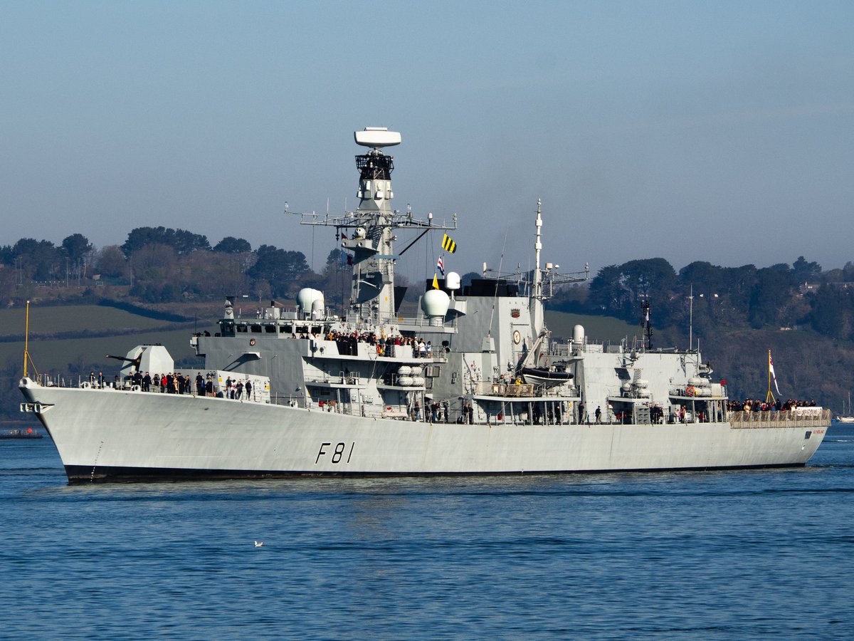 WarshipCam's tweet photo. HMS Sutherland (F81) Duke-class frigate leaving Plymouth, England on Families Day cruise - April 11, 2025 #f81 #hmssutherland
SRC: TW-@TomLeachPhotos https://t.co/Wf4BHWcItZ