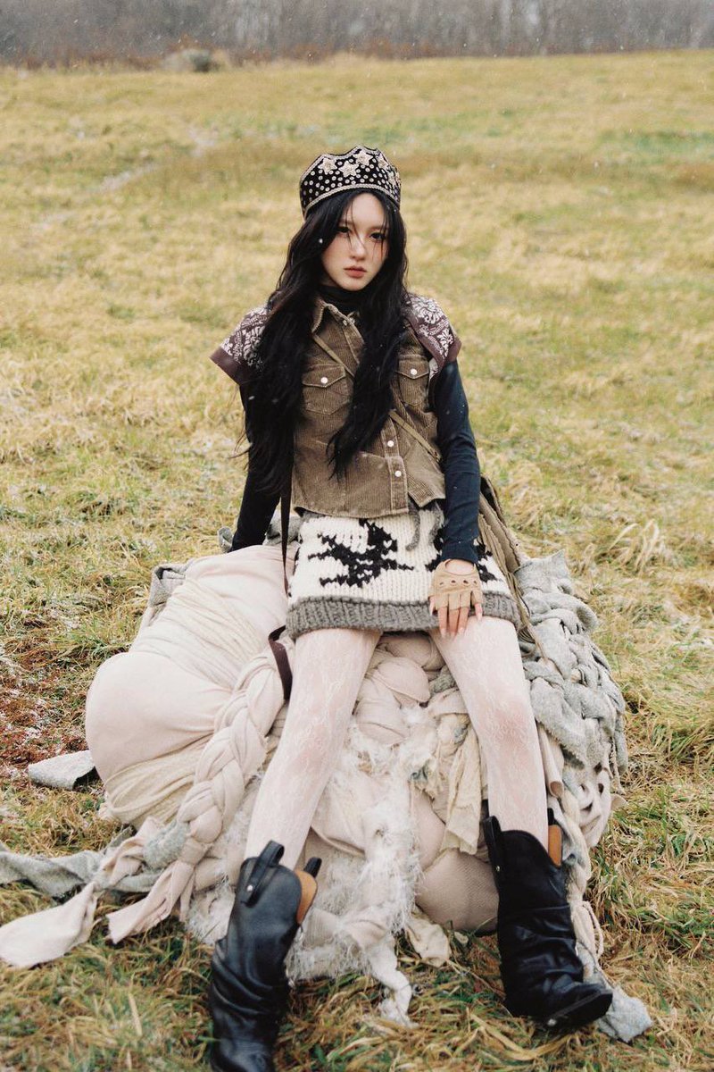 ㅤ 
𝗗𝗲𝗯𝘂𝘁 𝖨𝖵𝖤（วิ่ง）m * 𝖡𝖾𝗈𝗆𝗀𝗒𝗎,   𝟣𝟤.𝟢𝟦
𝖮𝖿͟𝖿͟𝗂𝖼𝗂𝖺𝗅 > เพื่อ  𝗘𝗺𝗽𝗮𝘁𝗵𝘆 ; 𝖯𝗁𝗈𝗍𝗈 𝗧𝗲𝗮𝘀𝗲𝗿
 ㅤㅤㅤ