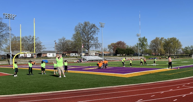 AfftonHS's tweet photo. Flag Football is underway and we had a great turnout. It is great to see the community being active and having fun. I see this continuing to grow each and every year. Thank you to all the parents and students that volunteered and took the time to make this opportunity available https://t.co/PNKdMOGdDF