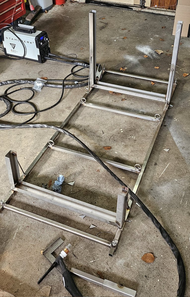 wormhole94's tweet photo. Hey! Look at what I'm working on 😄 (but don't look too close at those welds, was my first time working with stainless). This thing is sturdy as fuck 😂 like literally there is no escape once locked in there. For a bonus feature, I can attach my fucking machine to the frame 😇 https://t.co/MZNzjJ30QG